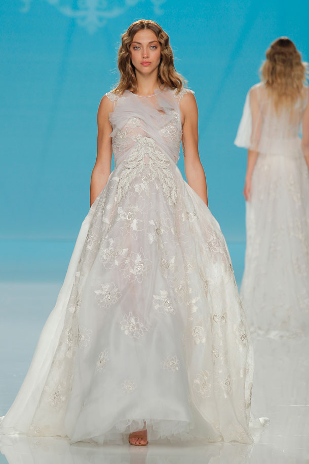 ilovebrides.pt Marco & Maria 2018 Barcelona Bridal Fashion Week 2017